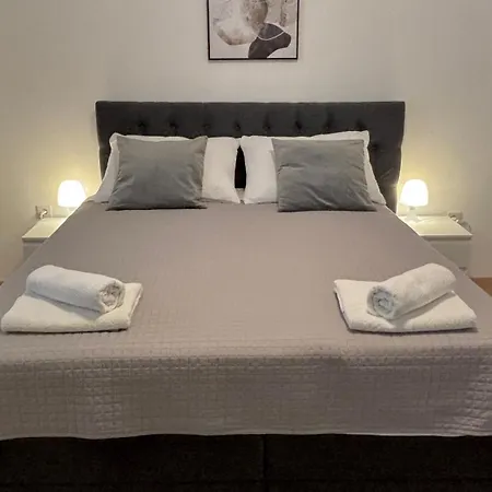 דירה Comfort - With Panoramic View