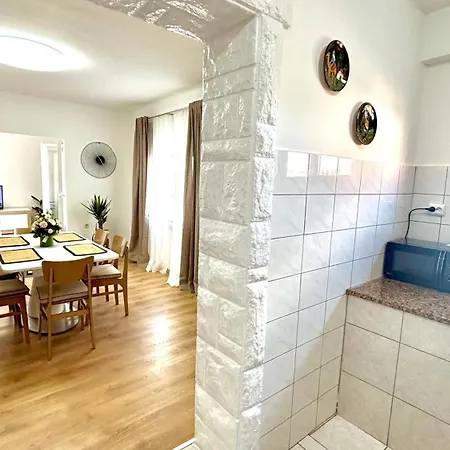 Comfort - With Panoramic View * Kali