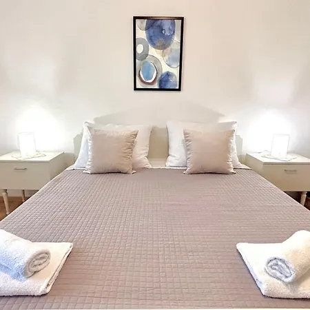 Comfort - With Panoramic View *