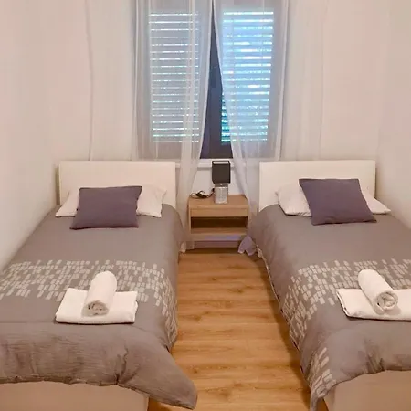 Comfort - With Panoramic View *